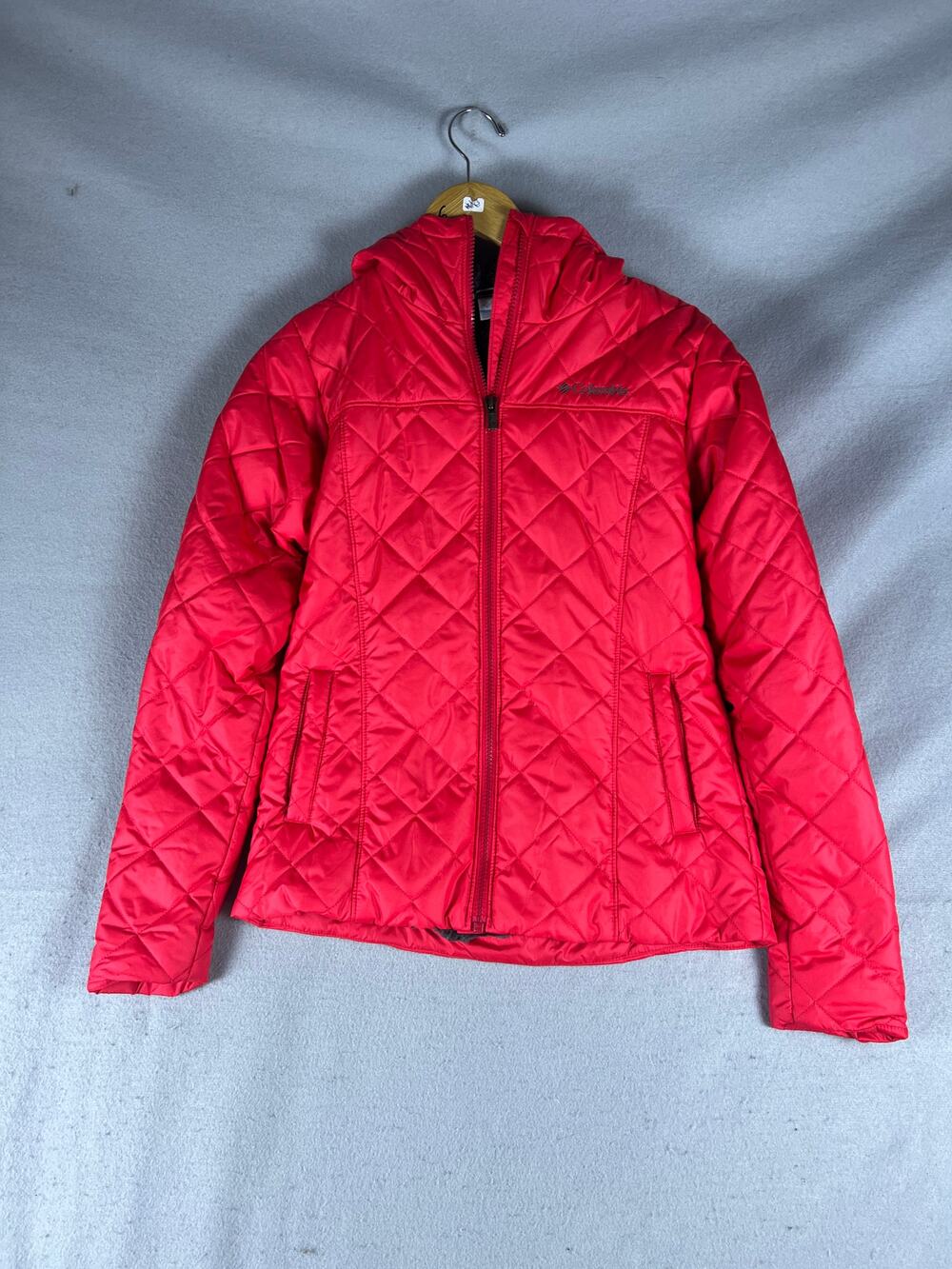 Columbia Puffer Jacket Womens XS Red Diamond Quilted Hooded Fleece Lined Winter